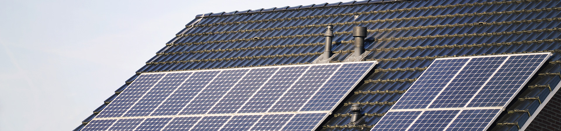 Je Woning Verduurzamen Met Zonnepanelen: Een Goede En ...